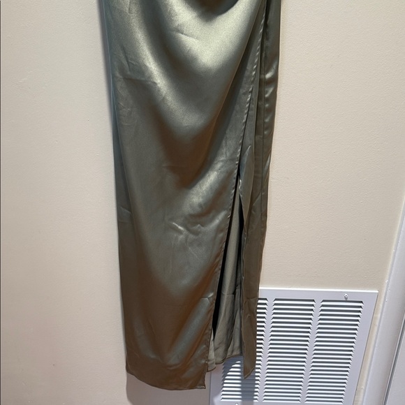 Petal & Pup Elegant Olive Green Satin Formal Dress - Picture 2 of 4